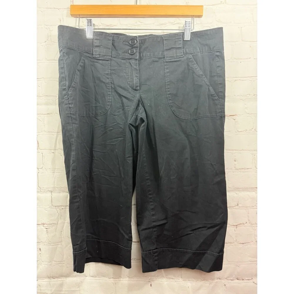 Duck Head Long Shorts Womens Size 9 Black